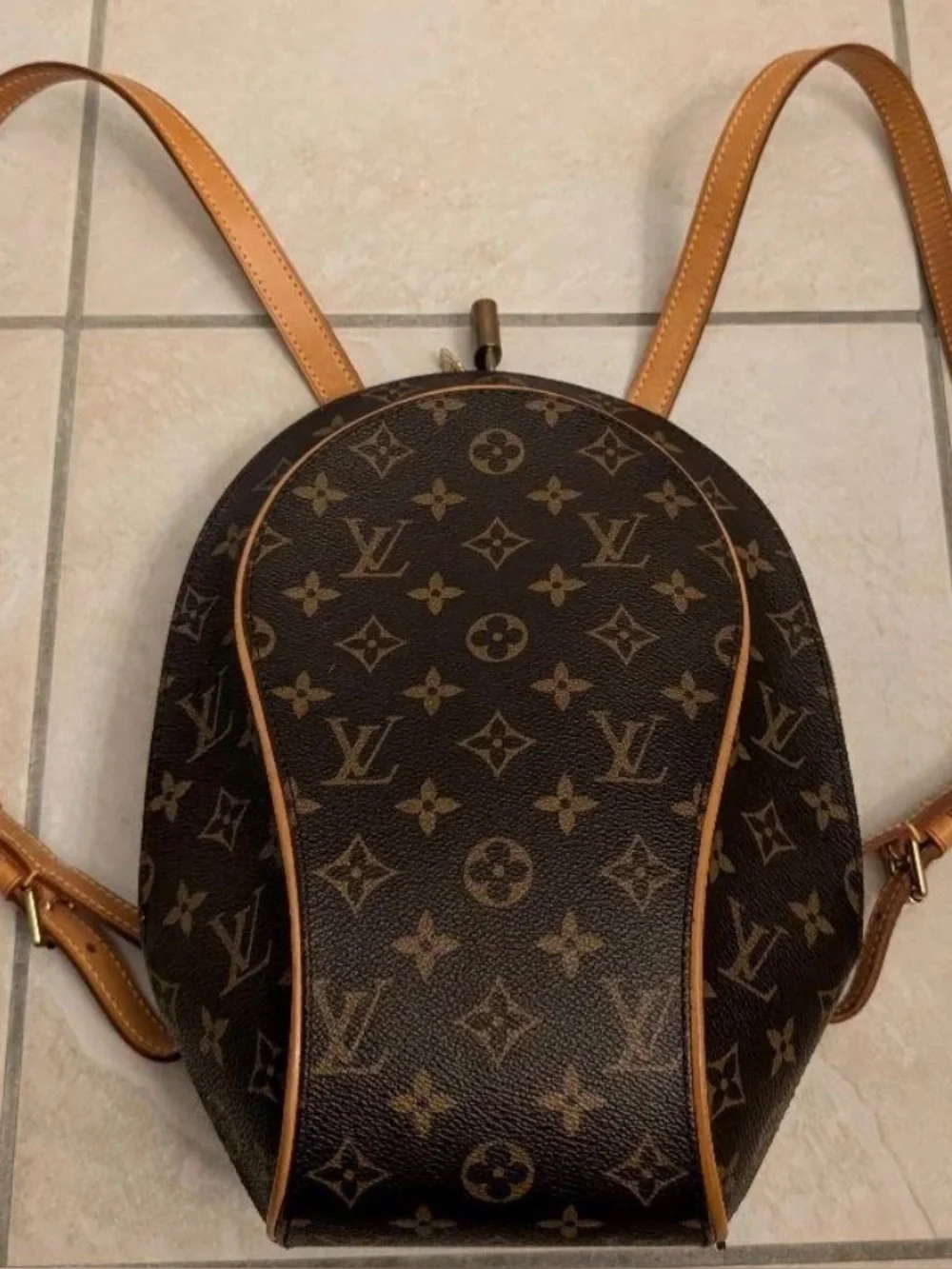 ellipse louis vuitton backpack  simplydivineconsign Fair Condition Louis Vuitton Pre-Owned Ellipse Monogram